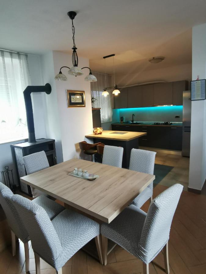 Green House Apartment Pula Dış mekan fotoğraf